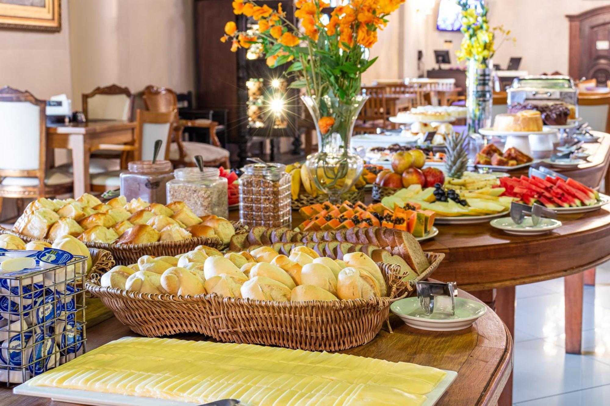 Castelo De Itaipava - Hotel, Eventos E Gastronomia Экстерьер фото