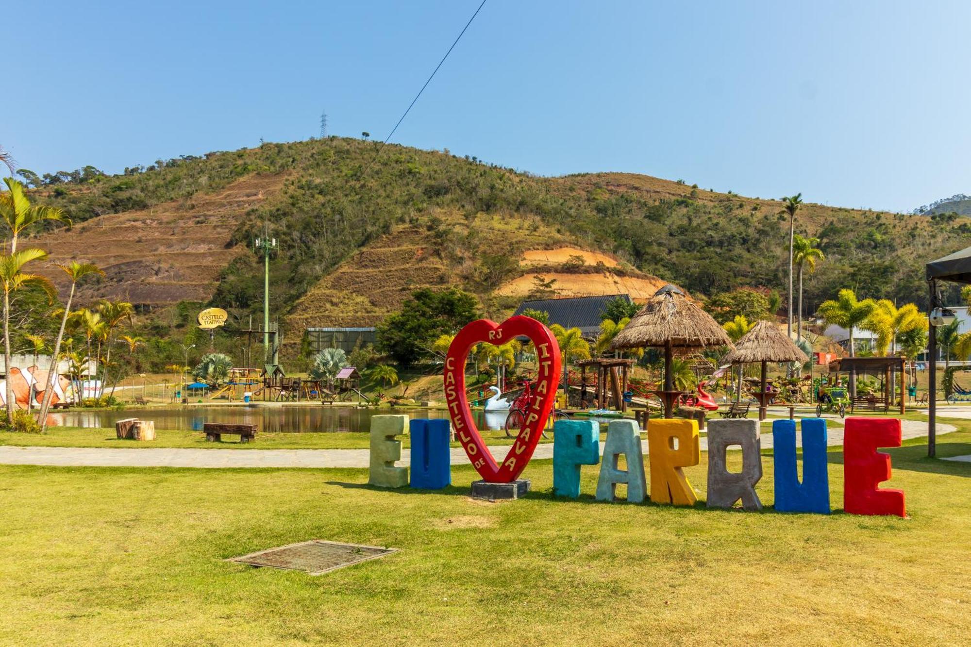 Castelo De Itaipava - Hotel, Eventos E Gastronomia Экстерьер фото